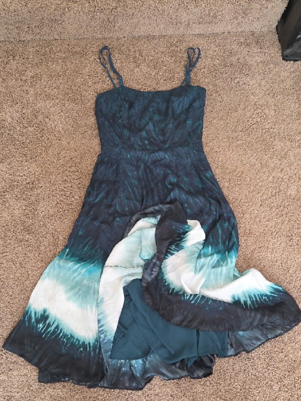 Black House White Market Ombre Midi Dress - Picture 5 of 13